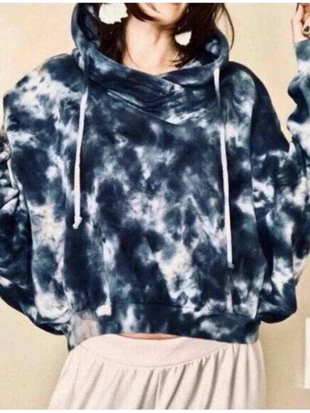 Young Fabulous & Broke Raissa Oversized Tie-Dye Cropped Dolman Sleeve Hoodie M/L